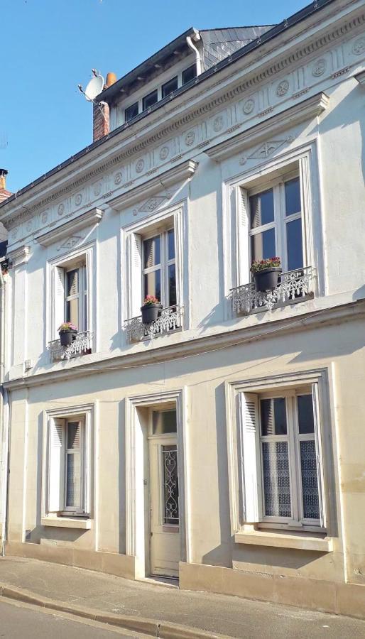 Le Huis Clos Amboise Eksteriør billede