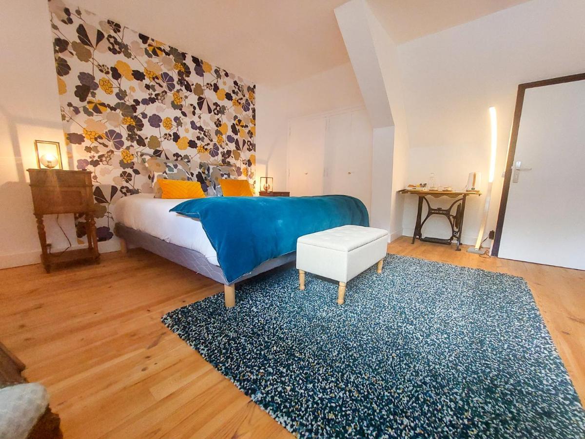 Le Huis Clos Amboise Eksteriør billede
