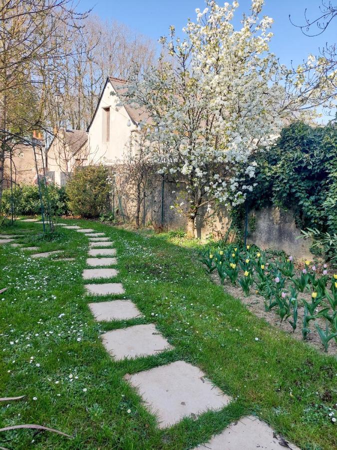 Le Huis Clos Amboise Eksteriør billede